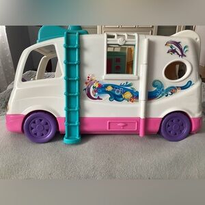 Fisher Price Loving Family Beach Vacation mobile home